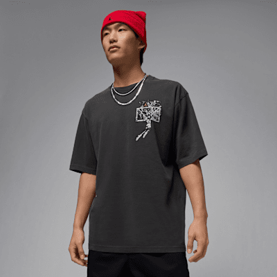 Jordan Brooklyn Men's Oversized Graphic T-Shirt. Nike AT